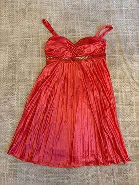 My Michelle Coral Satinlike Pleated Party Dress Y2K Prom Homecoming Size Large